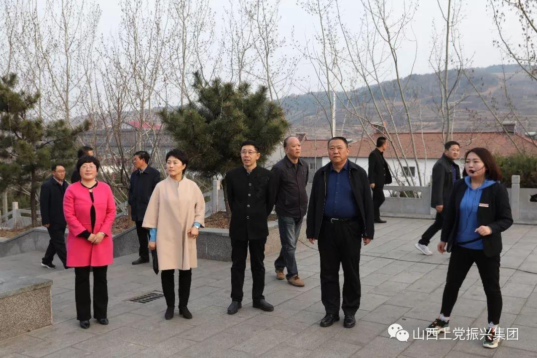 晋城，深度评论文章